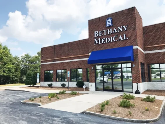 An outdoor view of Bethany Medical in the Carolina Core